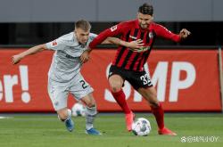 LOL赛事-奥格斯堡逼平勒沃库森，主场保持不败