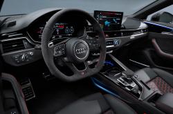 英雄联盟总决赛直播-双面足球，C罗的不朽之夜与委内瑞拉的尘世胜利