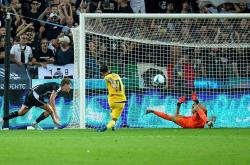 英雄联盟总决赛直播-AC米兰击败对手，扩大领先优势的简单介绍