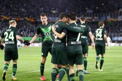 英雄联盟总决赛2025-包含沃尔夫斯堡队主场击败对手，德甲积分榜上升至第三的词条