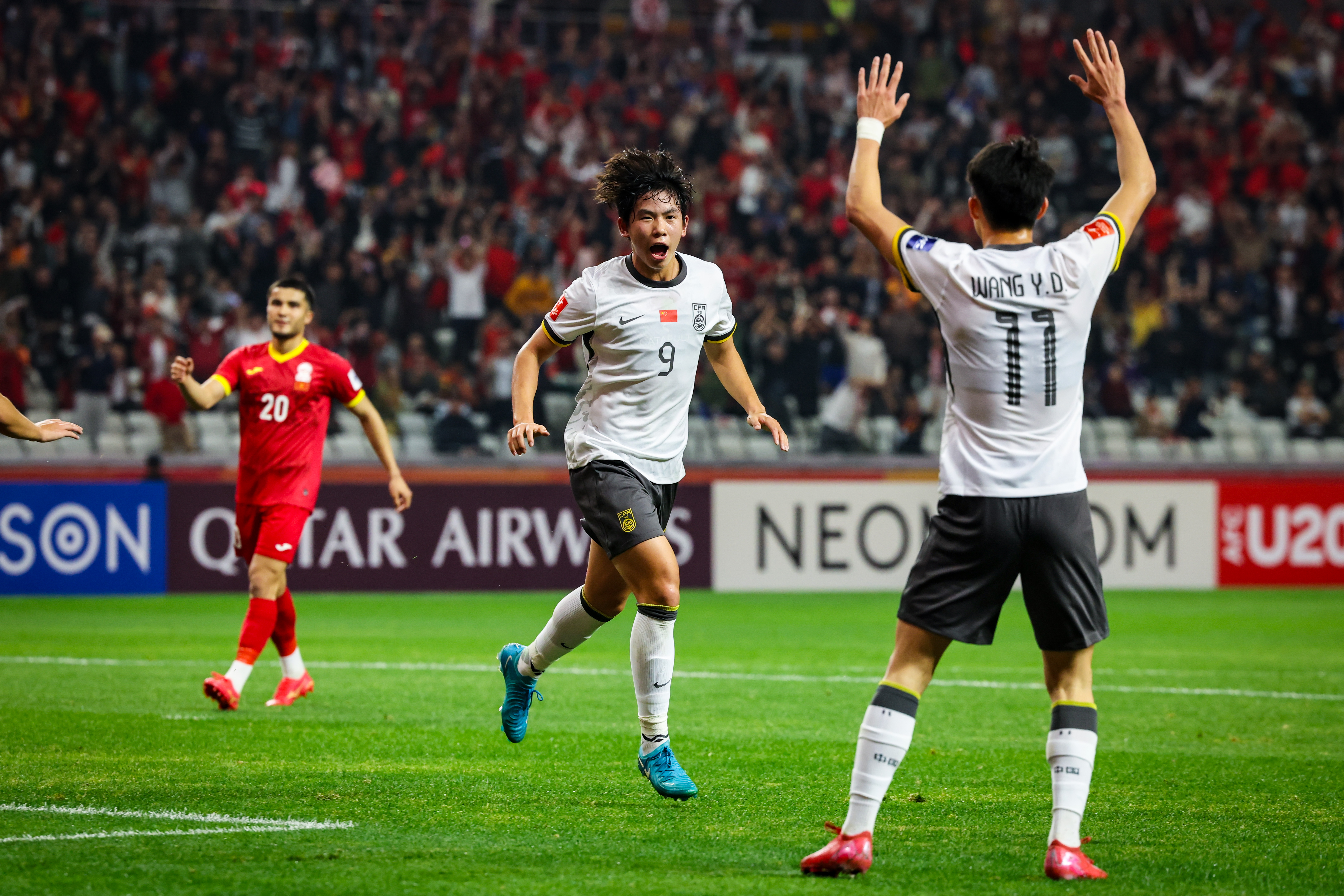 亚洲球队在国际赛场上斩获佳绩备受瞩目 亚洲球队在国际赛场上斩获佳绩备受瞩目