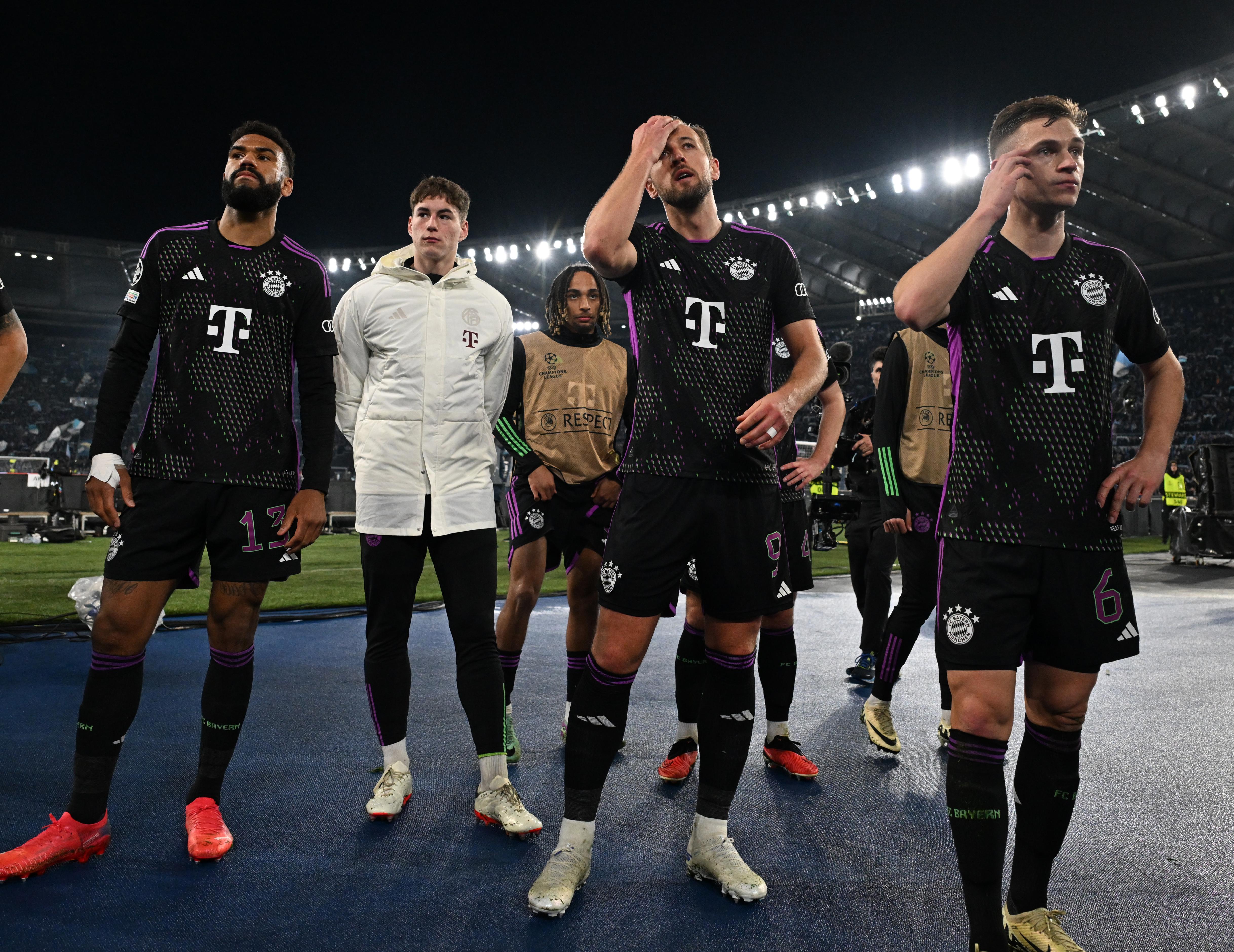 包含拜仁慕尼黑球队管理层谈未来发展,全力以赴争冠的词条 包含拜仁慕尼黑球队管理层谈未来发展,全力以赴争冠的词条