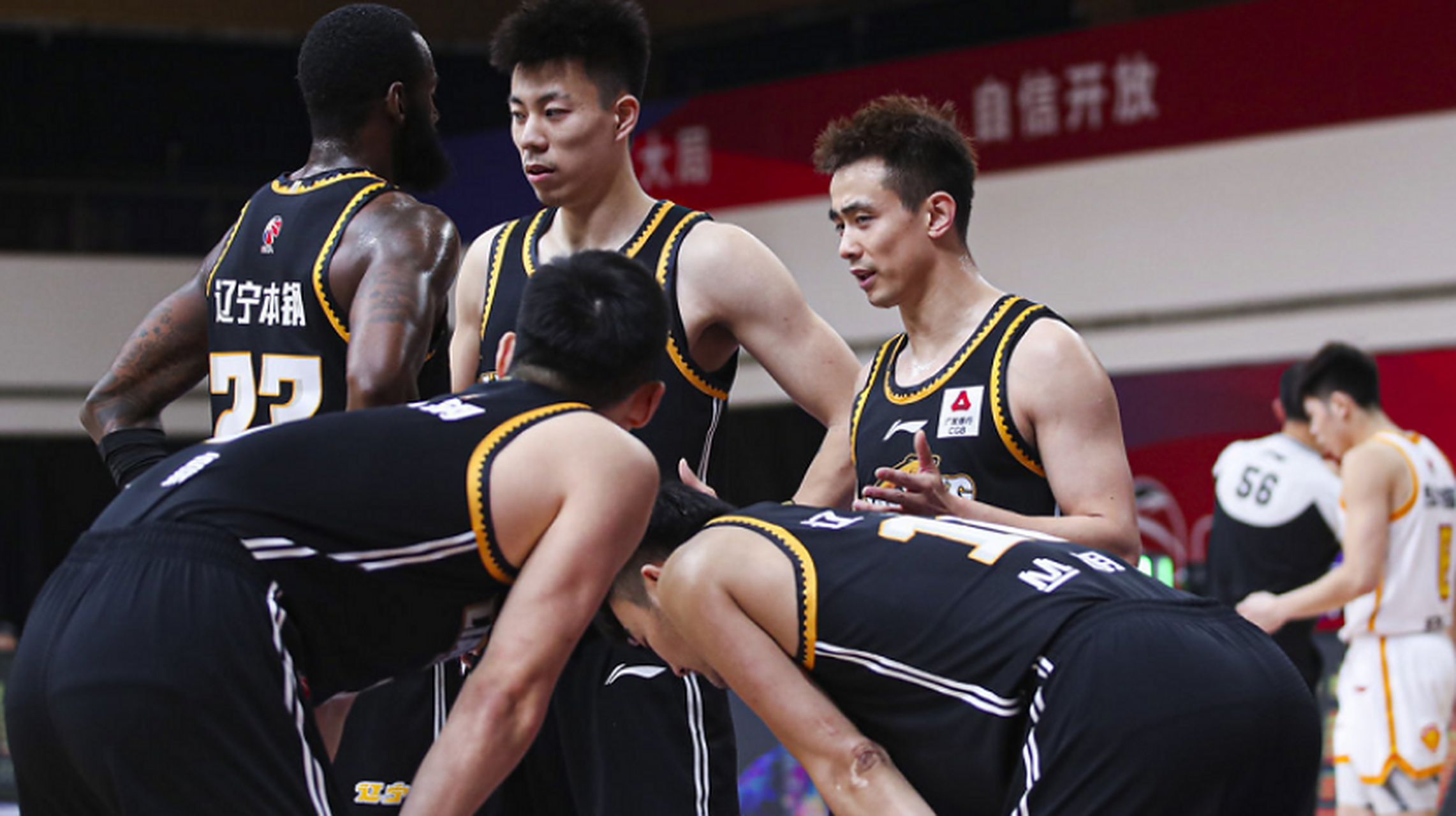 深圳男篮告捷，河南队遭逆转