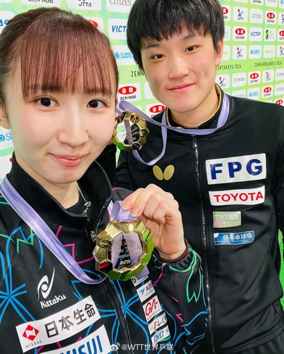 日本队险胜法国队，张本智和刷新纪录