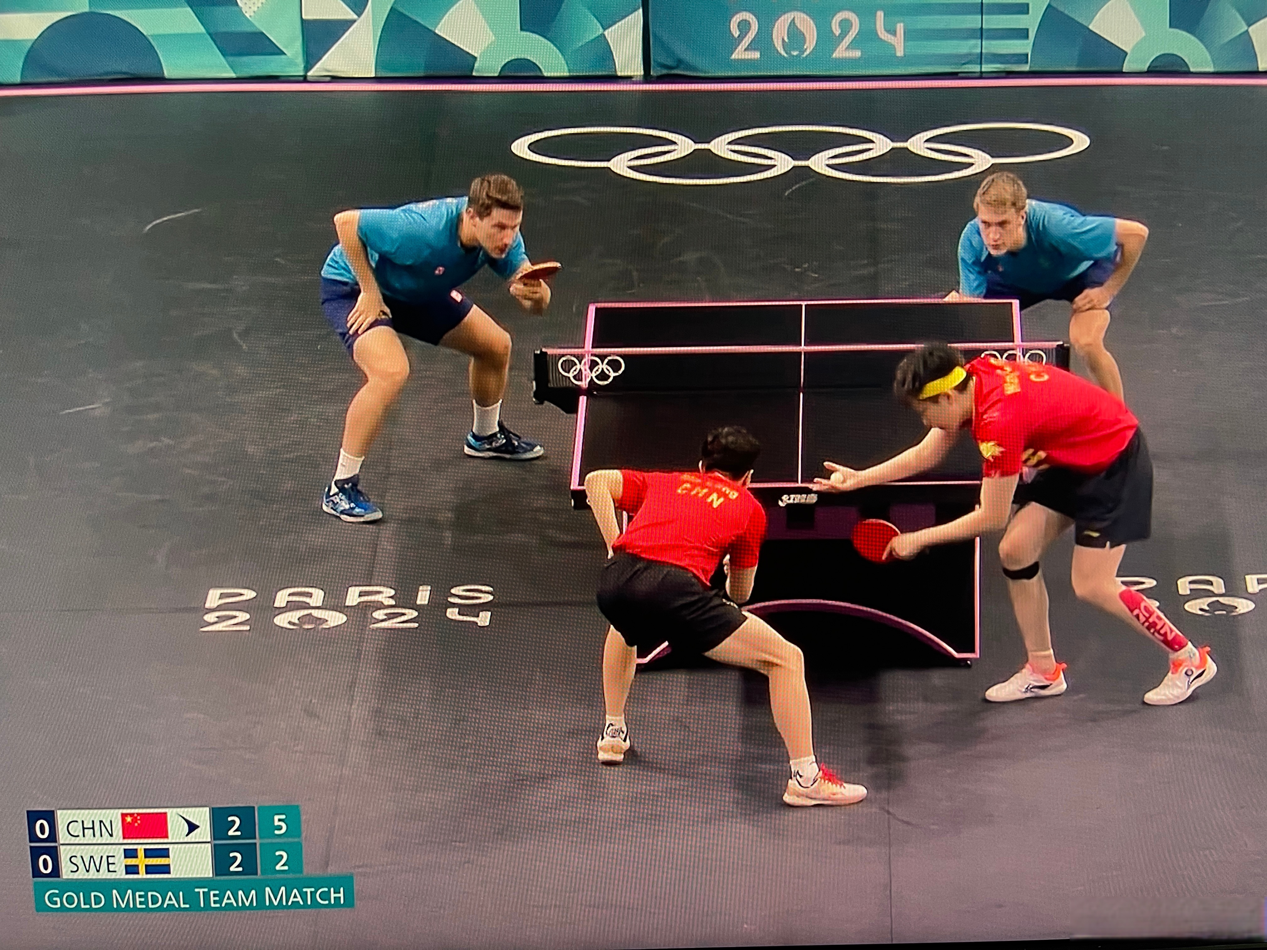 瑞典队险胜奥地利队，马龙惊艳四座