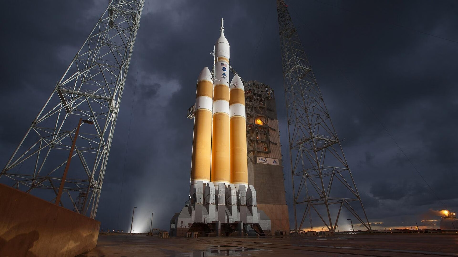 油门与加时赛的战争,当汉密尔顿与伊拉克队长在同一天燃烧殆尽