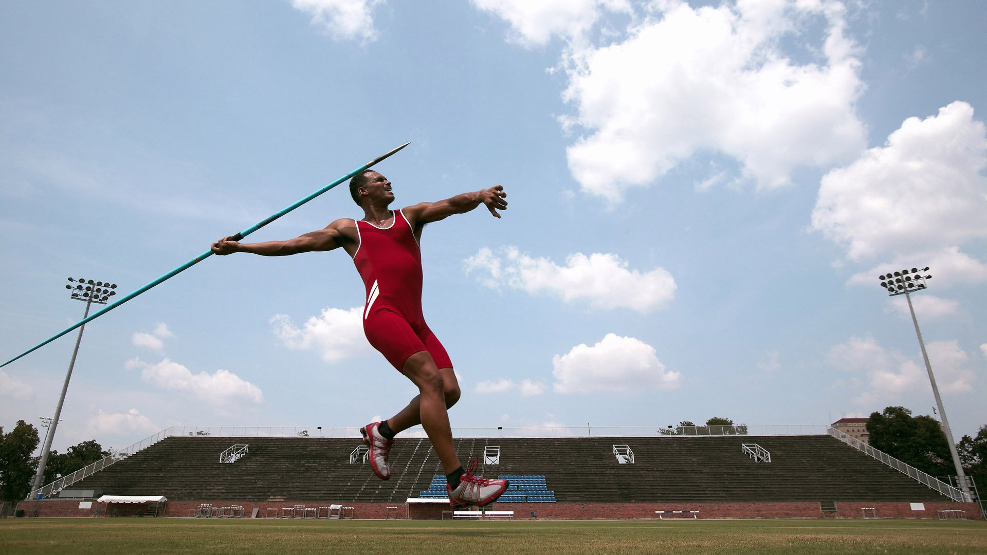不是重临，而是证明，当杰伦·格林撕碎旧日标签